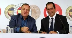 Advocaat geldi ilk 11’e girdi!