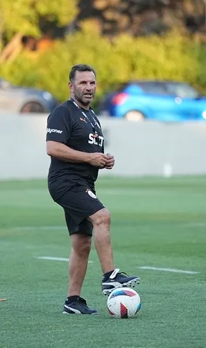 Galatasaray'a Arjantinli sağ bek! Doue olmayınca rota ona döndü 2