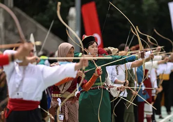 9. Fetih Kupası İstanbul'da gerçekleşti! 30 ülkeden 200’e yakın sporcu İstanbul’da yay gerdi