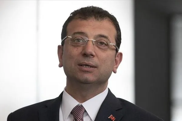 CHP’li İBB’nin Osmanlı alerjisi Tepkiler sonrası elleri ayakları birbirine dolandı: Hamidiye suyun adı değişmedi bu ikinci marka