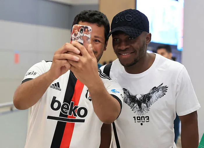 Jackson Muleka resmen Beşiktaş'ta - 4