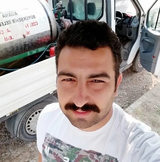 CHP’li Adana Büyükşehir Belediye Başkanı, belediye işçilerini villasında çalıştırdı