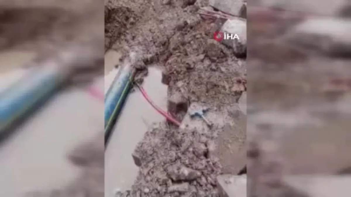 Eğirdir'de 150 tonluk yeni su kaynağı hattını delip su çaldılar