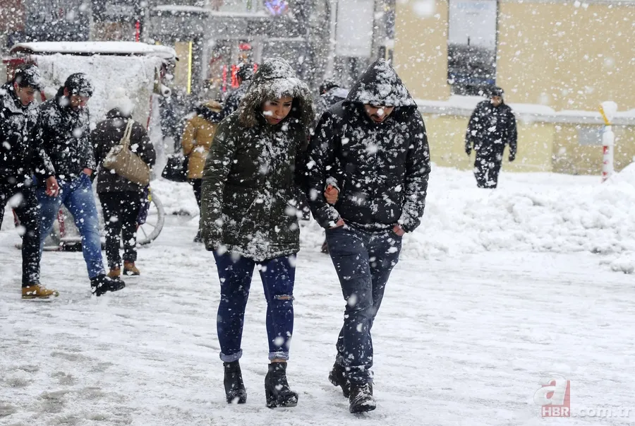 📣 Kar tatili olan iller peş peşe açıklandı: 10-11 Mart hangi illerde okullar tatil edildi? SON DAKİKA HABERLER 7