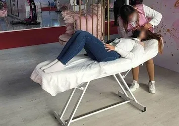 Güzellik merkezinde skandal olay! Lazer odasında gizlice etek altı görüntülerini çekti