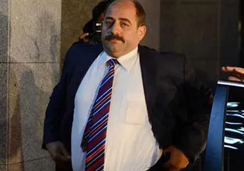 FETÖ'cü Zekeriya Öz'ün kasası olduğu iddia edilen avukat Tayfun Aktaş'ın yakınlarından gazetecilere tehdit