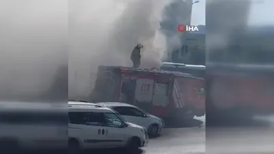 Avcılar’da metrobüs yangını!