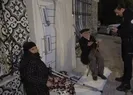Evlerinin kilidi değiştirilince yaşlı çift kapıda kaldı