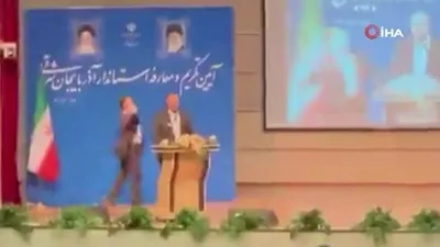 Tören sırasında tokatlı saldırı