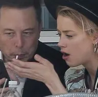 Elon Musk Amber Heard’ün Twitter hesabını askıya aldı