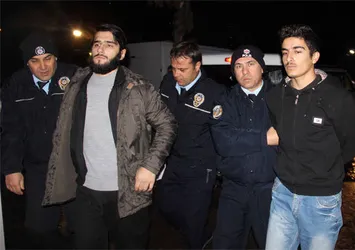 Adana’da 600 polisle DEAŞ operasyonu: 30 gözaltı