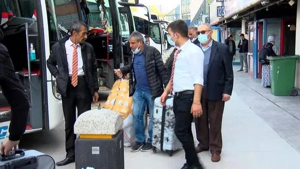1619516462769.jpeg İstanbul'dan göç başladı! Sistemler kilitlendi - 1