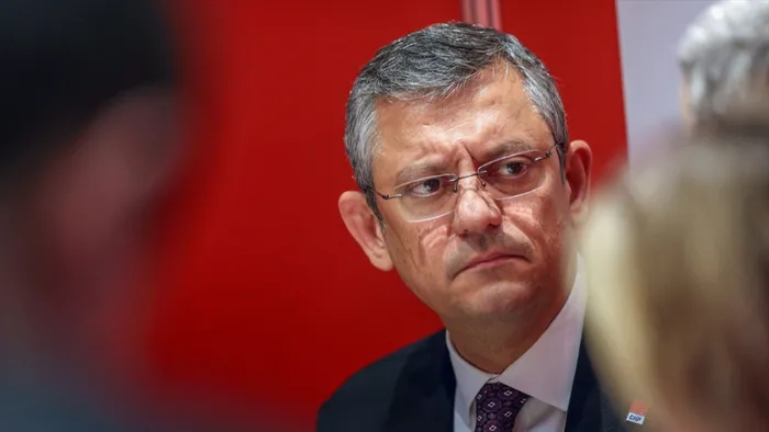 1711528333170.jpg Özgür Özel yeniden İYİ Parti seçmenine yanladı Akşener ateş püskürdü: Resmen cıvıklık! Bu kaçıncı... - 3