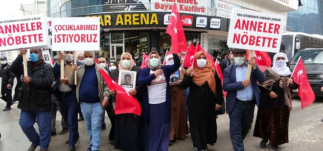 Van’da annelerin evlat nöbeti! HDP binası önünde eylem yapan aile sayısı 29’a yükseldi