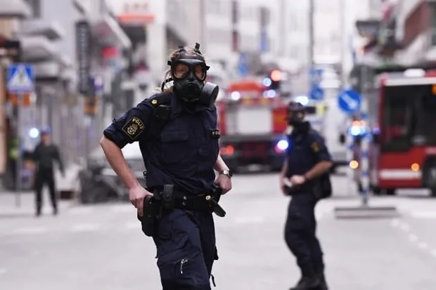 İsveç’in başkenti Stockholm’deki saldırıdan ilk fotoğraflar