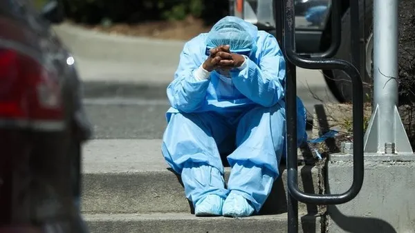 Türkiye sağlıkta altın çağını yaşıyor! Avrupa’nın sağlık sistemi çöktü çökecek! Fransa can çekişiyor: otoparklar hastane oldu