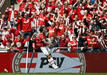 PSV Eindhoven, Eredivisie'de 25'inci şampiyonluğunu ilan etti