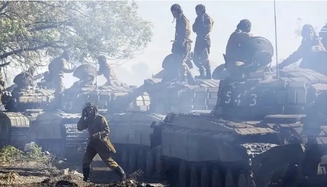 ukraynada-tansiyon-yukseliyor-rusya-donetskte-son-1-haftada-2-yerlesim-birimini-ele-gecirdi-1717773565793.jpg Ukrayna'da tansiyon yükseliyor! Rusya Donetsk'te son 1 haftada 2 yerleşim birimini ele geçirdi - 3
