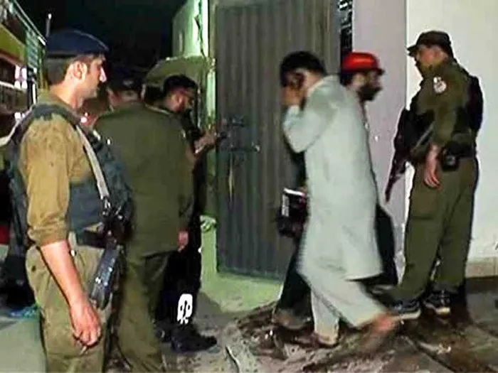 Pakistan'da aile tartışması katliamla bitti: 9 ölü - 2
