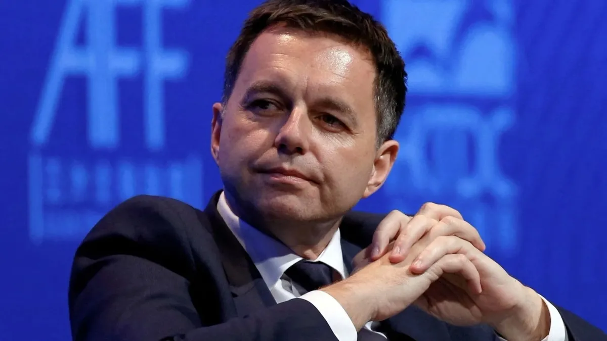 Slovakya Merkez Bankası Başkanı Kazimir'e rüşvetten para cezası!