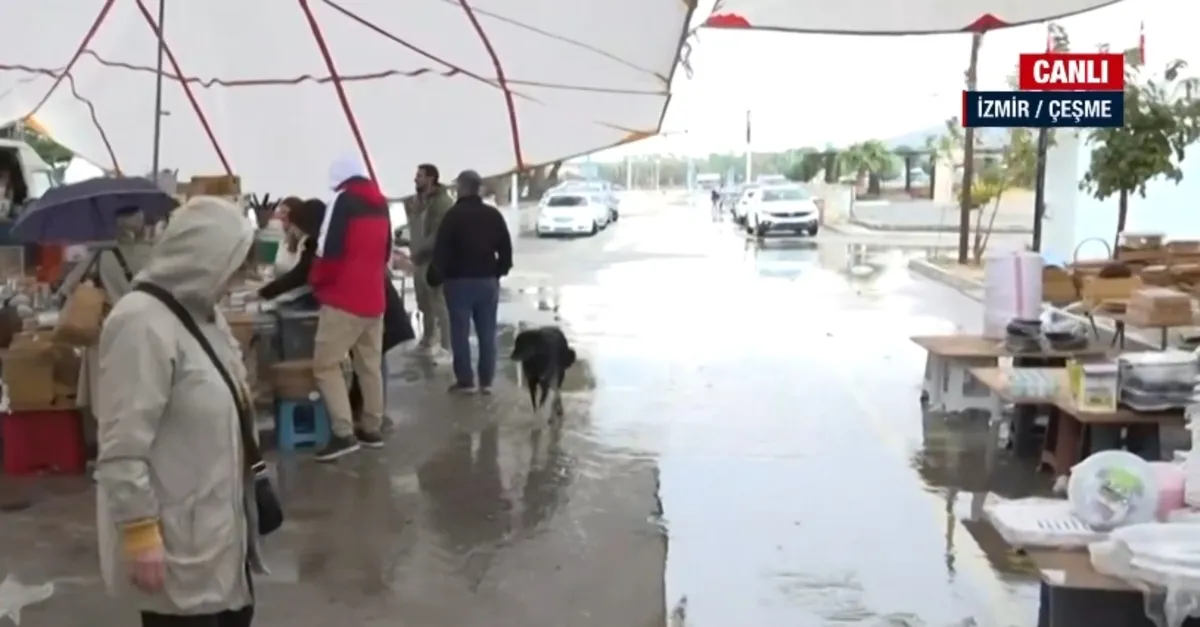 Çeşme’yi sağanak vurdu! A Haber olay yerinde