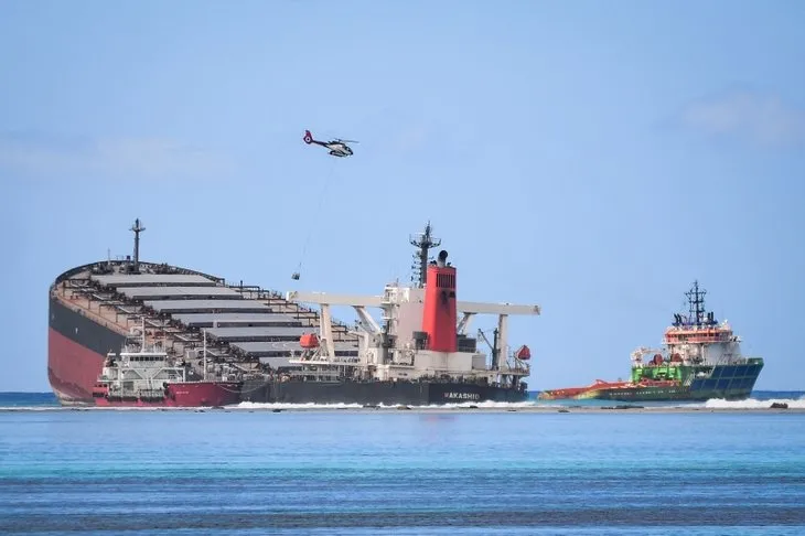 Mauritius’da büyük felaket! Halk saçlarını bağışlıyor