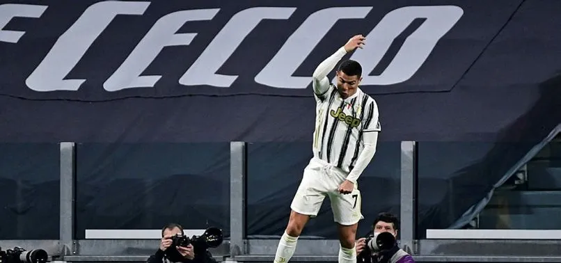 Ronaldo Cagliari'yi 2 golle devirdi