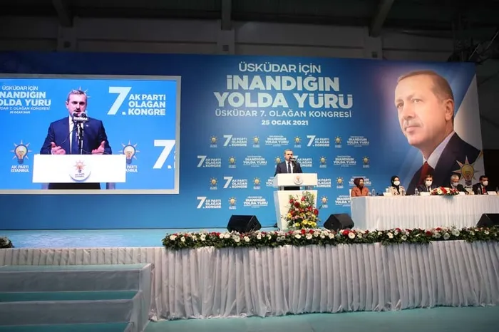 CHP’li İBB Başkanı Ekrem İmamoğlu’nun israf şovu böyle patladı! AK Partili Bayram Şenocak: 10 binin üzerinde yeni araç kiraladı