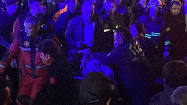 provokasyon-ittifaki-chp-ve-hdpli-vekiller-maden-patlamasi-uzerinden-siyaset-devsirdi-1665773011315.jpg Provokasyon ittifakı! CHP ve HDP'li vekiller maden patlaması üzerinden siyaset devşirdi - 2