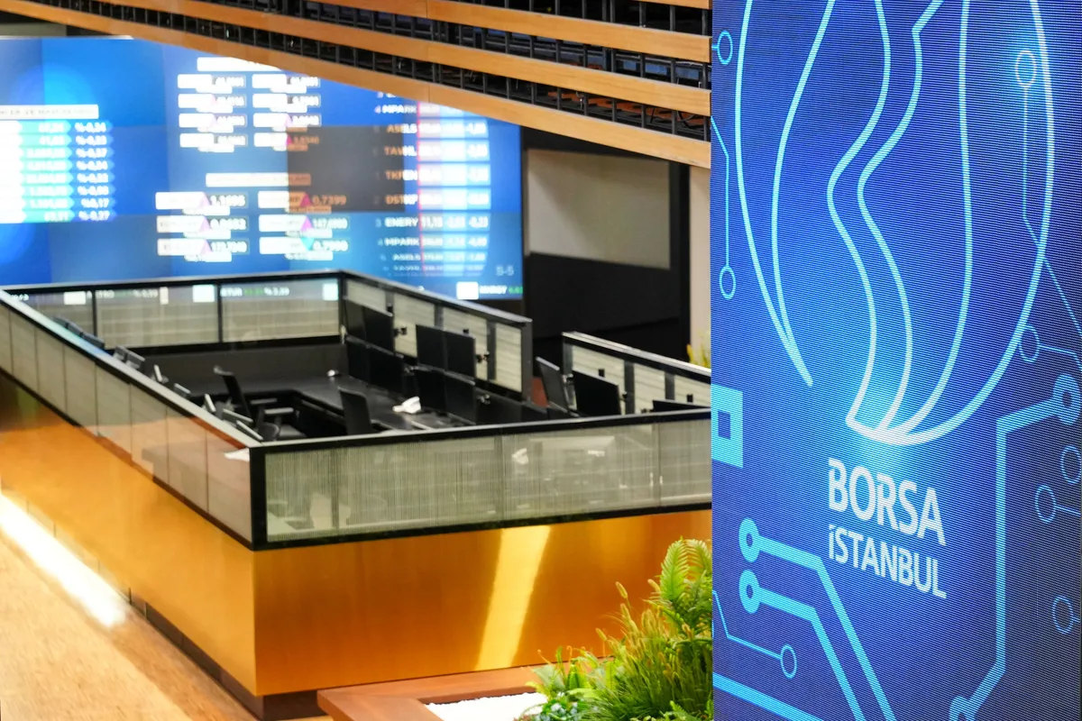 25-26-mayista-bankalar-hastaneler-ve-okullar-acik-mi-tam-liste-1779357944931.jpg Noterler ve Borsa İstanbul’da yarım gün mesai uygulanaca (Fotoğraf: A Haber Foto Arşiv)
