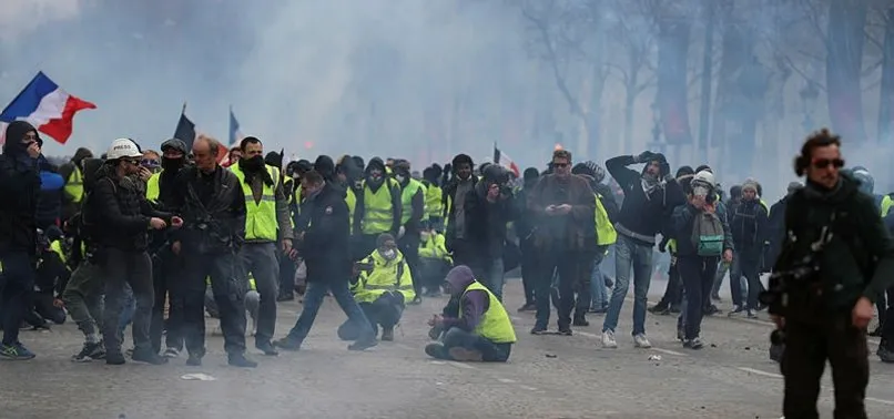 Avrupa Fransa'daki polis vahşetini izliyor