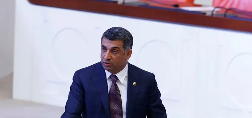 CHP'li vekil Gürsel Erol'dan partisine ince mesaj