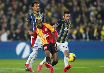 Fenerbahçe'den Galatasaray'a koreografi ile gönderme
