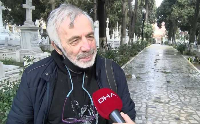 Usta oyuncu Ayla Karaca son yolculuğuna uğurlandı - 2