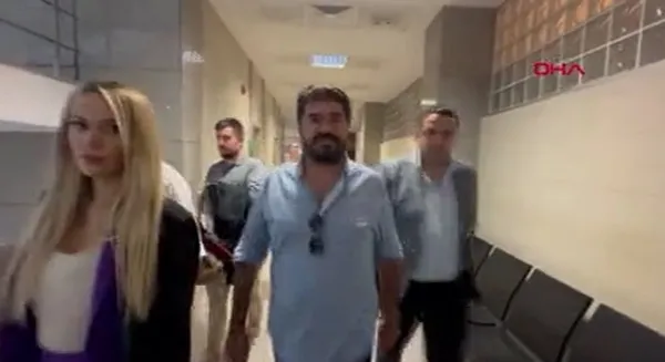 son-dakika-nagehan-alci-ve-rasim-ozan-kutahyali-15-dakikada-bosandi-1696340190577.jpg Son dakika: Nagehan Alçı ve Rasim Ozan Kütahyalı 15 dakikada boşandı - 3