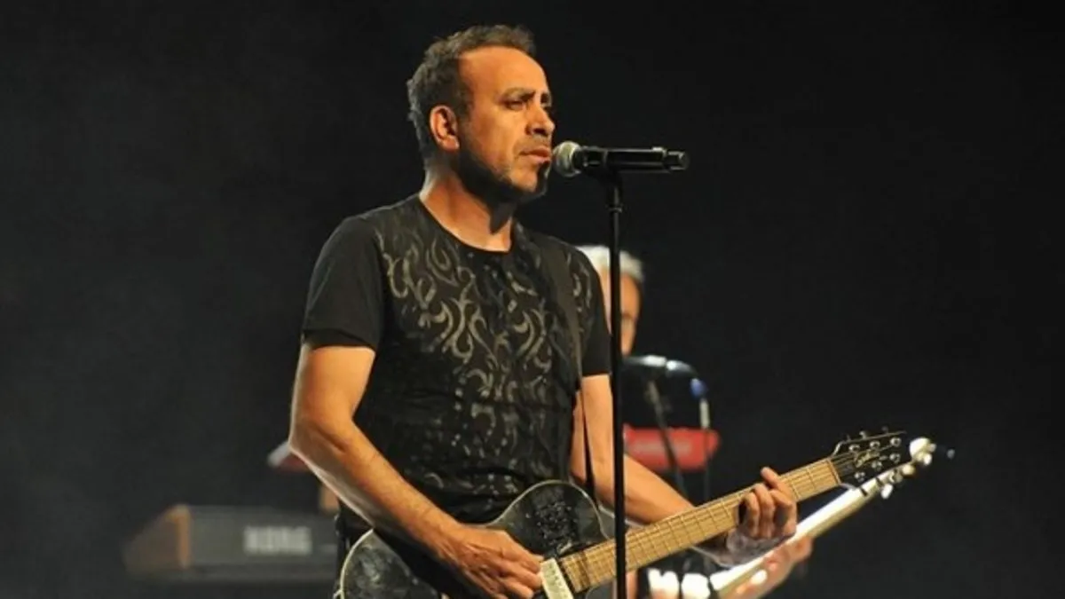 Sanatçı Haluk Levent hastaneye kaldırıldı!