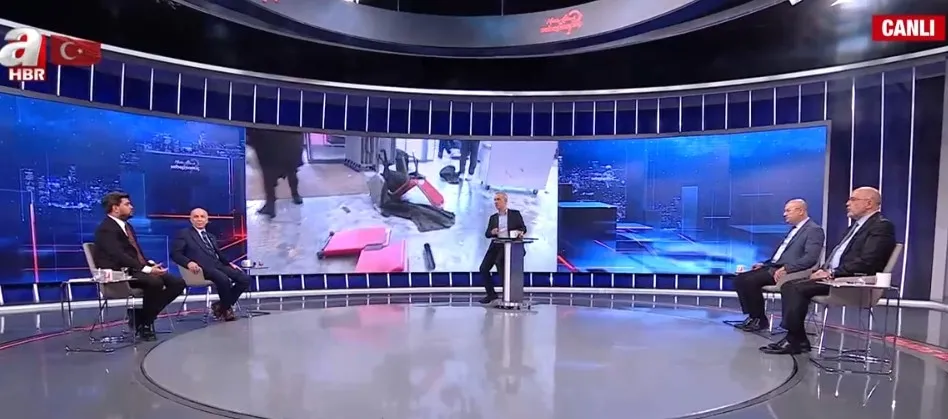 ozgur-ozel-cephesi-koseye-sikisti-alternatifleri-yok-kilicdarogluna-mecburlar-1779920266362.jpg Özgür Özel cephesi köşeye sıkıştı! "Alternatifleri yok Kılıçdaroğlu’na mecburlar" - 3
