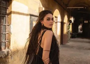Ramo'nun Sibel'i Esra Bilgiç'in makyajsız hali şoke etti!