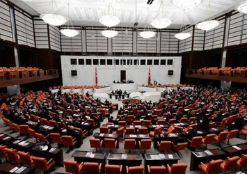 AK Parti’de kan değişimi