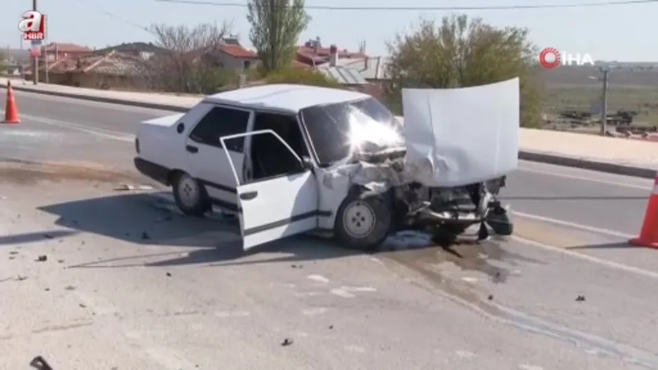 Ehliyetsiz sürücü kaza yaptı