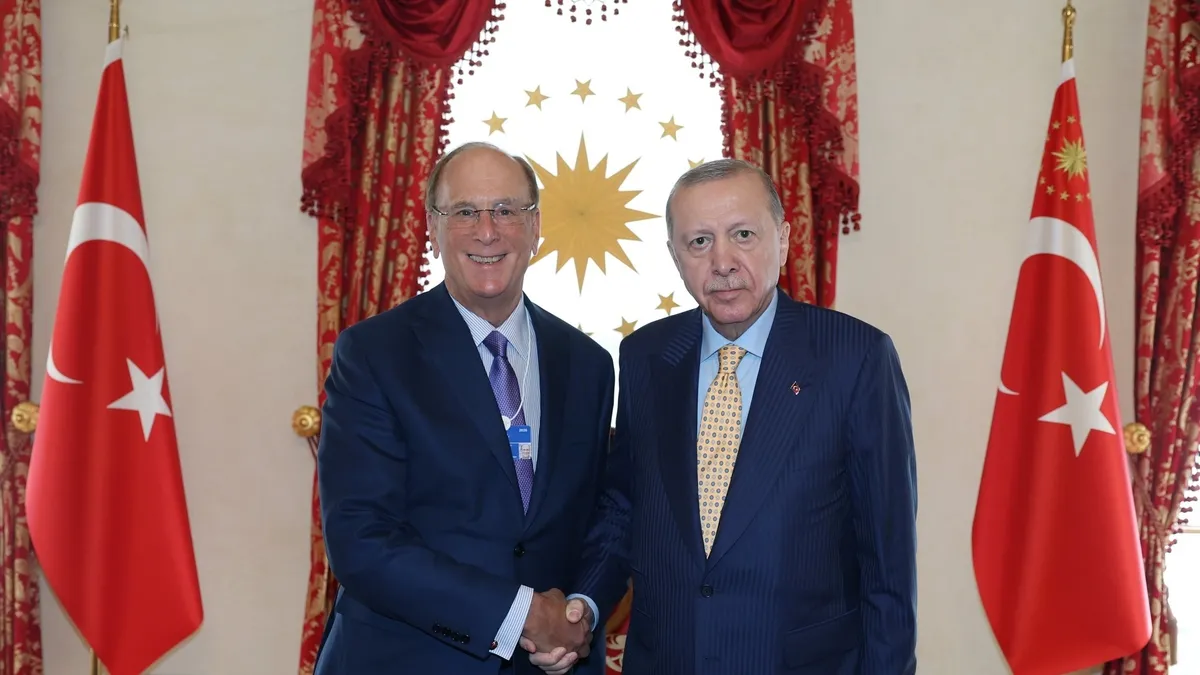 Başkan Erdoğan Dünya Ekonomik Forumu Başkanı Laurence Fink'i kabul etti