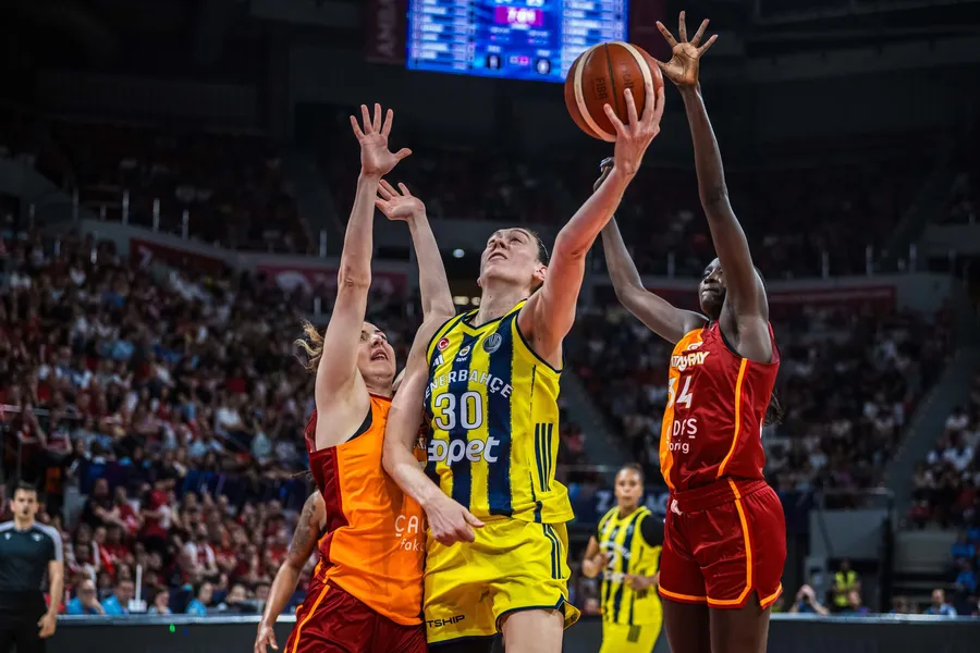 fenerbahce-opet-euroleague-womenda-sampiyon-oldu-1776628587547.jpg FOTOĞRAF (DHA)