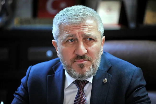 Bursa İl Sağlık Müdürü Dr. Yavuzyılmaz: İngiliz mutantının yayılım hızı fazla hastalık süreci hafif