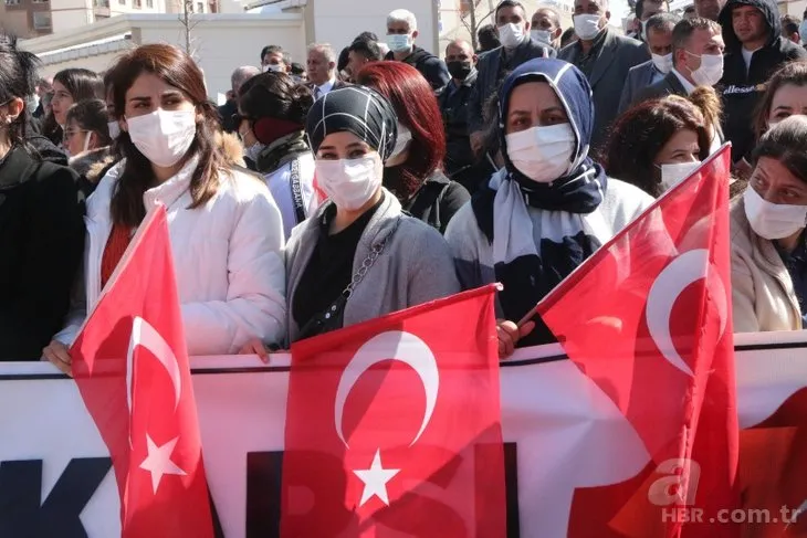 Şırnak teröre karşı tek yürek! Gara şehitleri için 'PKK'ya lanet' yürüyüşü