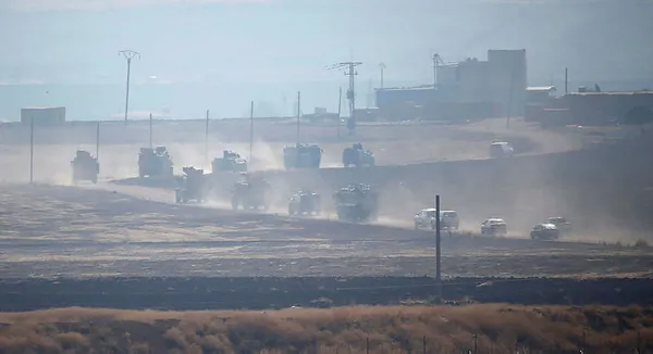 ABD teröre 80 TIR yardım taşıdı! Suriye’de skandal görüntüler