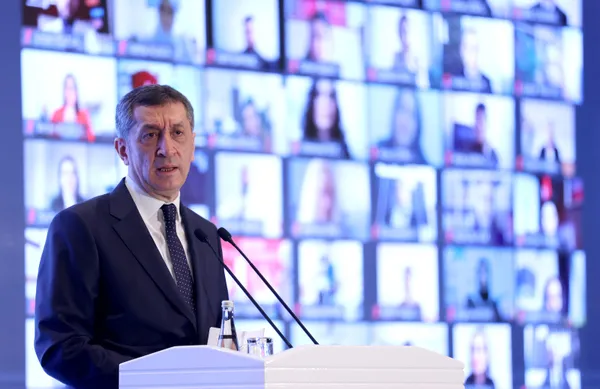 okullar-yaz-boyu-acik-olacak-peki-yuz-yuze-egitim-nasil-ve-hangi-sartlarda-uygulanacak-iste-meb-egitim-takvimi-1615355276083.jpg Okullar yaz boyu açık olacak! Peki yüz yüze eğitim nasıl ve hangi şartlarda uygulanacak? İşte MEB Eğitim Takvimi... - 7