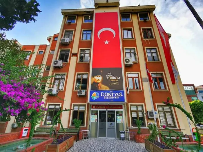 CHP’li İBB’deki kayıp at skandalında yeni gelişme! O müdürün memurluktan ihracı istendi