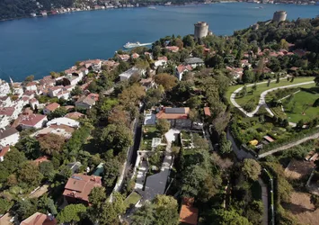 İstanbul'un en kıymetli yerine yerleşti! CHP'li İBB Başkanı İmamoğlu 100 yıllık taş konağa taşındı
