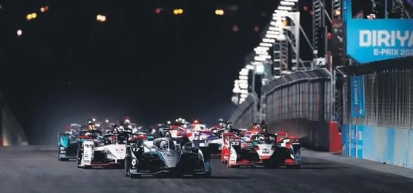 Formula tarihinde bir ilk! Formula E açılışına Türk DJ ve şarkısı damga vurdu