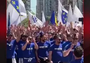KANADA SOKAKLARINDA FİLİSTİN SLOGANLARI